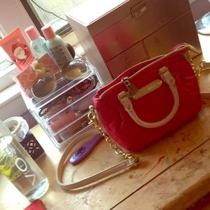 Pink Betsey Johnson purse!!